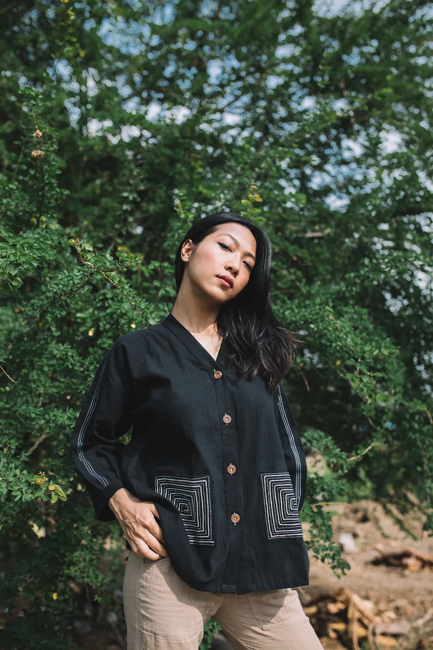 Spiral Pocket Shirt - Black