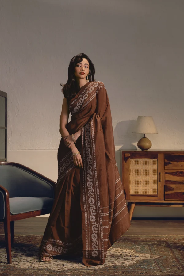 Kajri – Dark brown