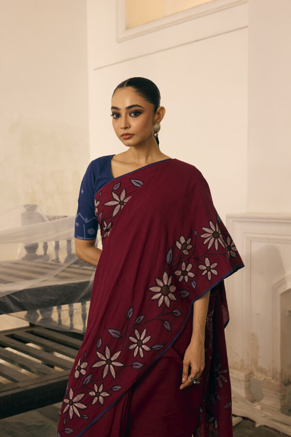 Nargis - Maroon